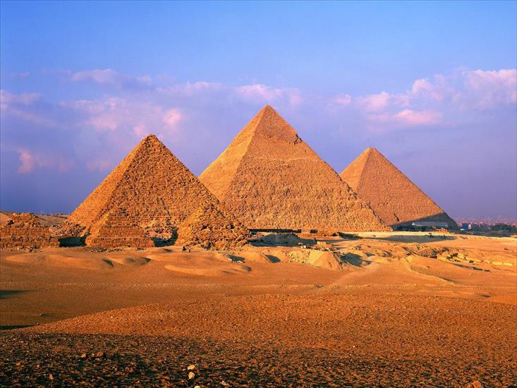 EGIPT - Pyramids of Giza, Egypt.jpg